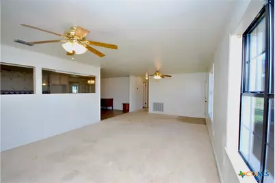 171 Fm 2616, Hallettsville, TX 77964 - Photo 11