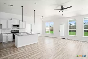 1013 Lago Azul Ln, Temple, TX 76504 - Photo 9