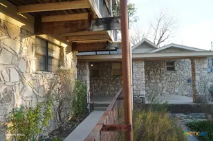 503 E Ave G, Lampasas, TX 76550 - Photo 3