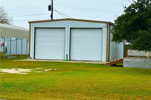 55 Scarlett St, Port O'Connor, TX 77982 - Photo 37