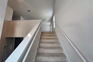 916 Armadillo Dr, Seguin, TX 78155 - Photo 7