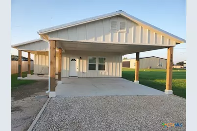 1201 W Houston Avenue, Seadrift, TX 77983 - Photo 1