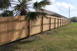 1201 W Houston Ave, Seadrift, TX 77983 - Photo 21