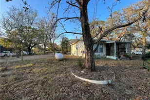 2968 E State Hwy 97, Nixon, TX 78140 - Photo 5