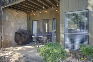 211 T Bar M Dr, New Braunfels, TX 78132 - Photo 33
