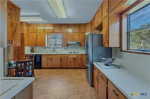 524 St Peter St, Gonzales, TX 78629 - Photo 23