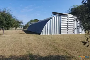 404 S 13th St, Seadrift, TX 77983 - Photo 3