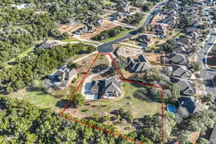 957 Santa Cruz, New Braunfels, TX 78132 - Photo 3