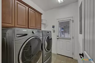 957 Santa Cruz, New Braunfels, TX 78132 - Photo 31