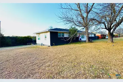 124 Cottonwood Drive, Gatesville, TX 76528 - Photo 35