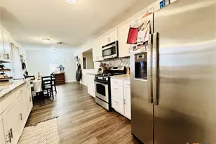 124 Cottonwood Dr, Gatesville, TX 76528 - Photo 3