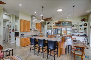 1110 County Rd 103, Runge, TX 78151 - Photo 29