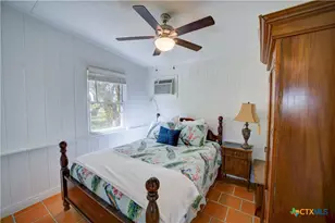 1110 County Rd 103, Runge, TX 78151 - Photo 43