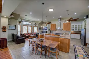 1110 County Rd 103, Runge, TX 78151 - Photo 27