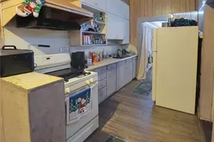 107 S Crockett, Cameron, TX 76520 - Photo 3