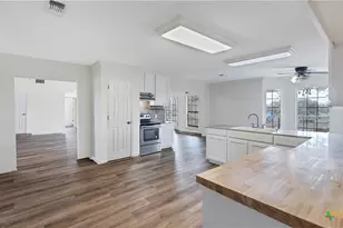 2569 Co Rd 443, Waelder, TX 78959 - Photo 21