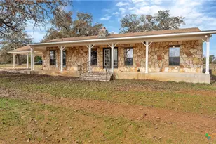 2569 Co Rd 443, Waelder, TX 78959 - Photo 33