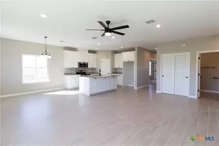 121 Lost Pnes Ln, Marion, TX 78124 - Photo 5