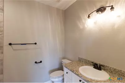 121 Lost Pines Lane, Marion, TX 78124 - Photo 15