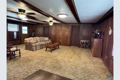 522 US Highway 183, Cuero, TX 77954 - Photo 19