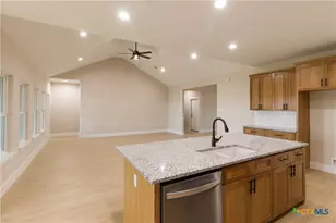 117 Lost Pnes Ln, Marion, TX 78124 - Photo 13