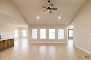 117 Lost Pnes Ln, Marion, TX 78124 - Photo 11