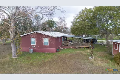 8195 Fm 725, Mcqueeney, TX 78123 - Photo 21