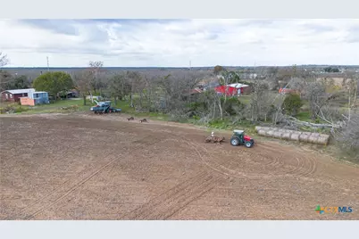 8195 Fm 725, Mcqueeney, TX 78123 - Photo 15