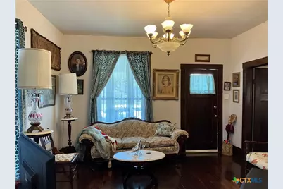 203 N 10th Street, Gatesville, TX 76528 - Photo 5