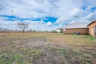 2455 FM465, Seguin, TX 78155 - Photo 33