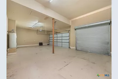 2455 Fm 465, Seguin, TX 78155 - Photo 27