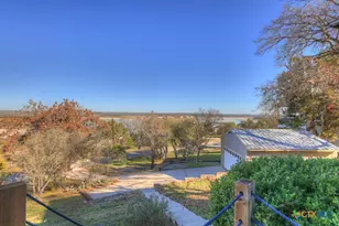 1518 Lakeside Dr, Canyon Lake, TX 78133 - Photo 9