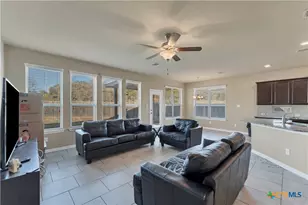 5613 Cross Over Rd, New Braunfels, TX 78132 - Photo 11