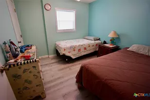 811 W Main St, Port O'Connor, TX 77982 - Photo 25