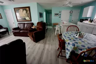 811 W Main St, Port O'Connor, TX 77982 - Photo 31