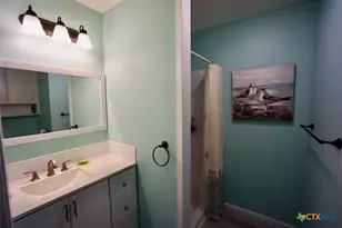 811 W Main St, Port O'Connor, TX 77982 - Photo 23