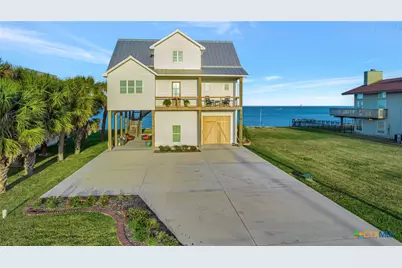 902 N Washington Street, Port O'Connor, TX 77982 - Photo 5