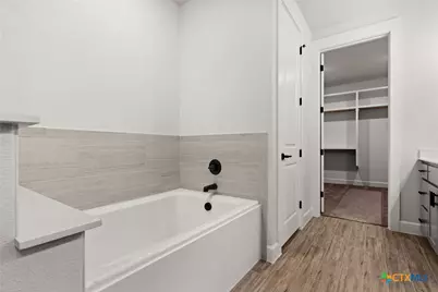 4244 Cold Springs Road, Kempner, TX 76539 - Photo 21