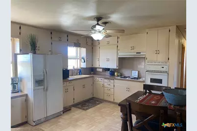 8901 Fm 437, Rogers, TX 76569 - Photo 13