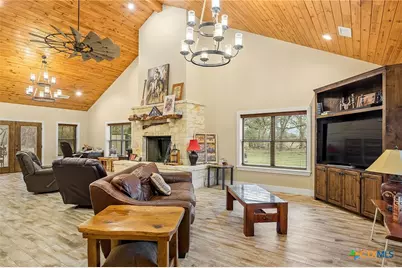 3793 Fm 446, Victoria, TX 77905 - Photo 15