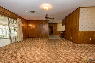 404 Rhodes, Victoria, TX 77904 - Photo 13