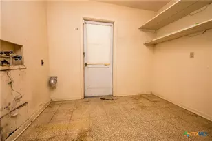 404 Rhodes, Victoria, TX 77904 - Photo 19
