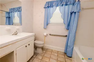 404 Rhodes, Victoria, TX 77904 - Photo 27