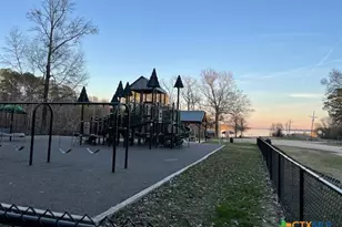 288 Forest Dr, Hemphill, TX 75948 - Photo 35