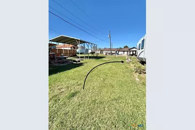 804 W Madison Avenue, Port O'Connor, TX 77982 - Photo 9