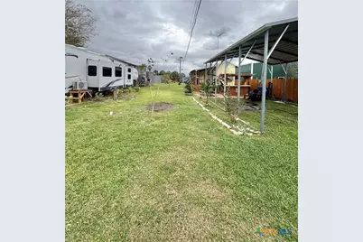 804 W Madison Avenue, Port O'Connor, TX 77982 - Photo 25