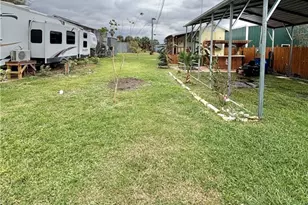 804 W Madison Ave, Port O'Connor, TX 77982 - Photo 25