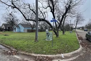 917 S 2nd St, Temple, TX 76504 - Photo 1