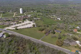 3534 Hwy 90 A E, Gonzales, TX 78629 - Photo 41