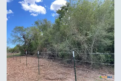 1787 Fm 446, Victoria, TX 77905 - Photo 11